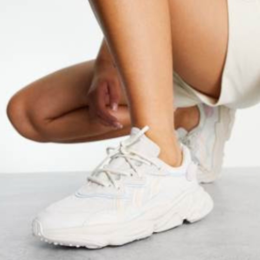 adidas Originals Ozweego sneakers in cloud white and almost blue 7.5 Wom